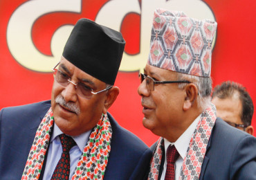 हात्तिबनमा प्रचण्ड र माधव नेपालबीच के–के भयो कुराकानी ?